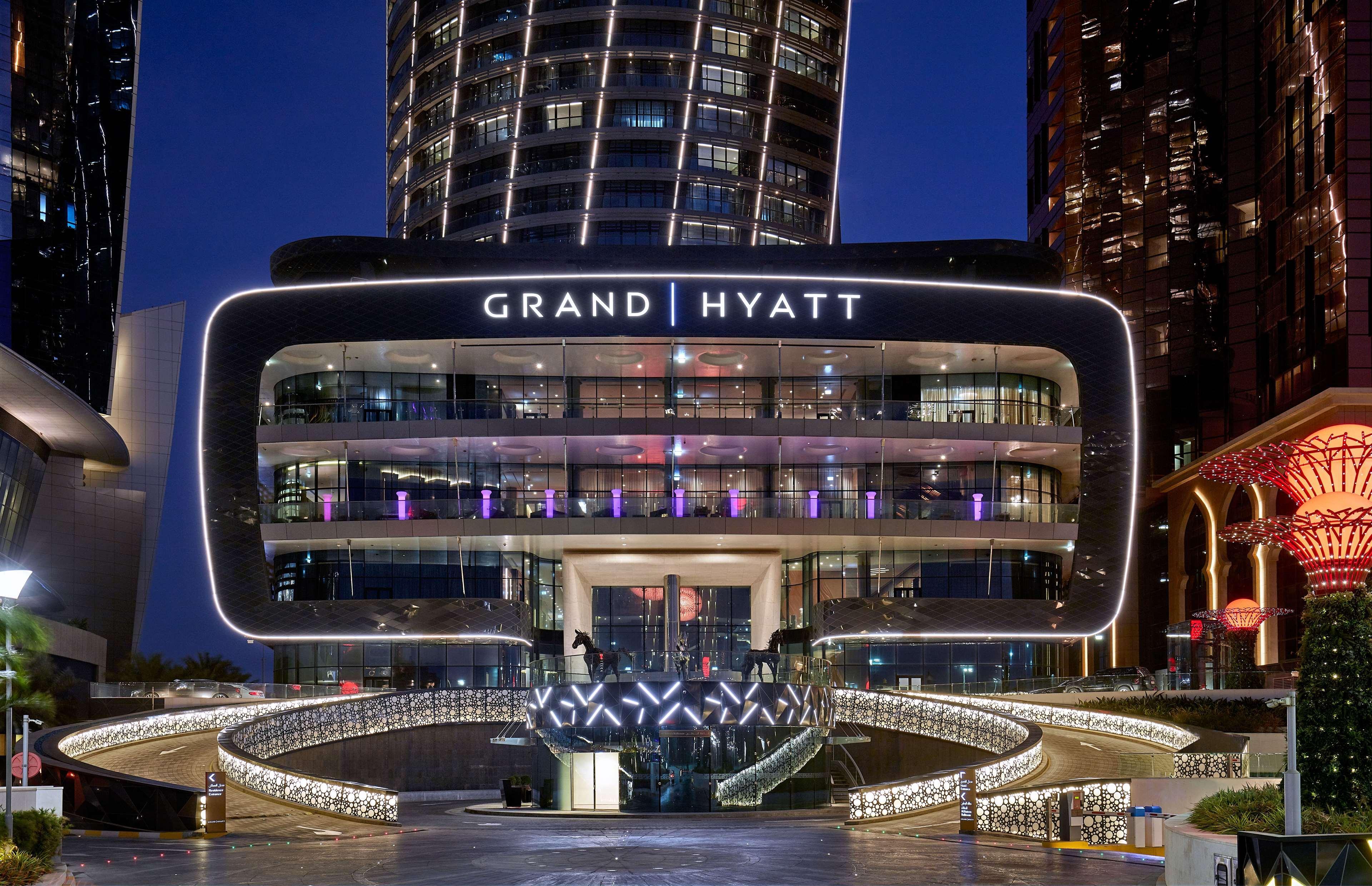 Grand Hyatt Abu Dhabi Hotel & Residences Emirates Pearl Exterior photo