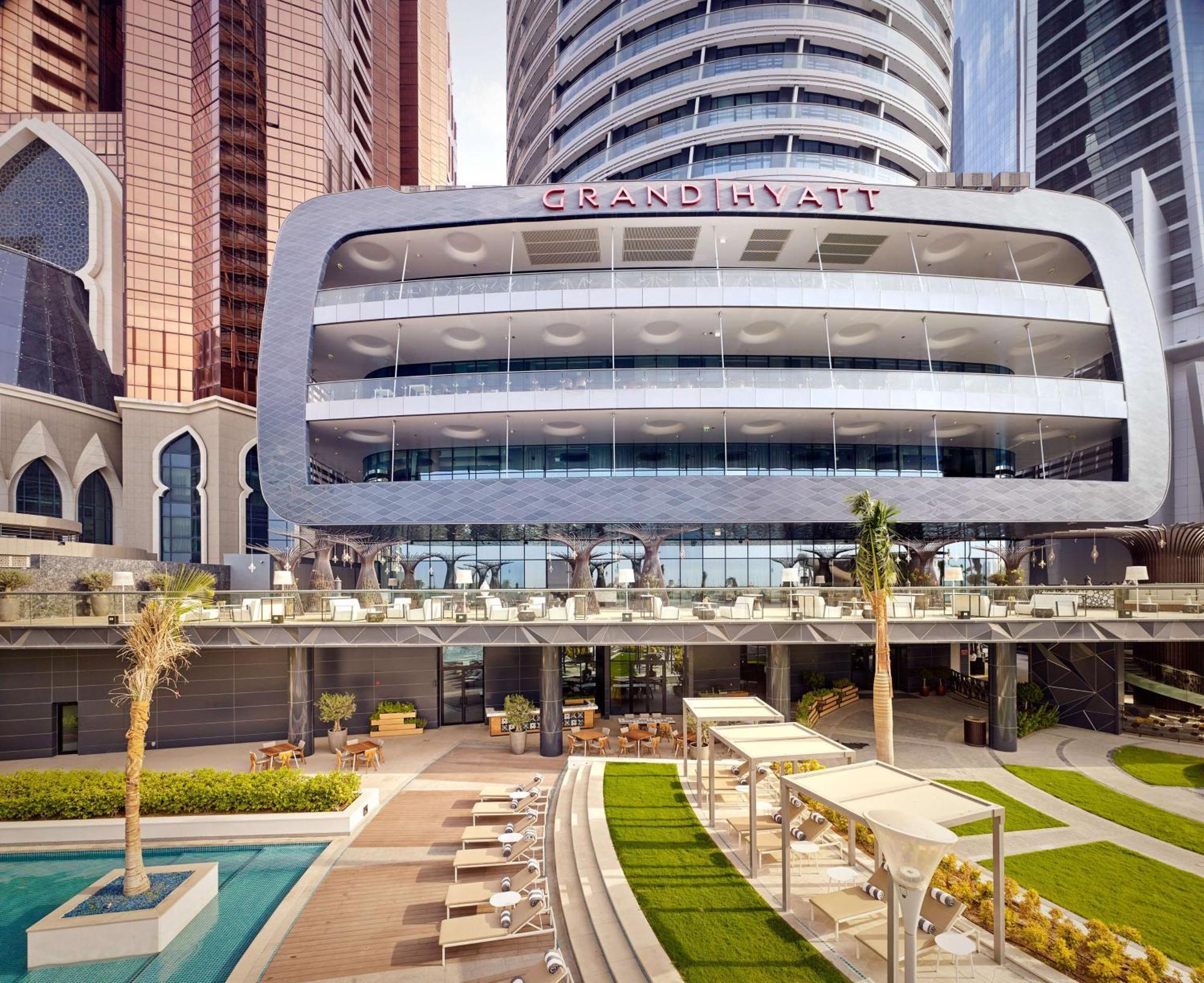 Grand Hyatt Abu Dhabi Hotel & Residences Emirates Pearl Exterior photo
